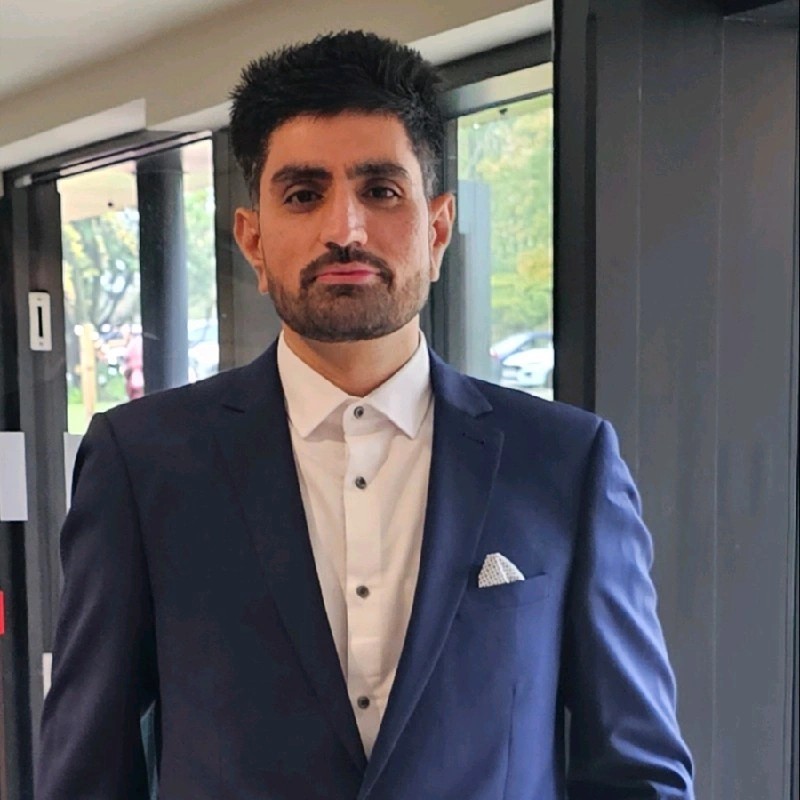 Waqar Hussain